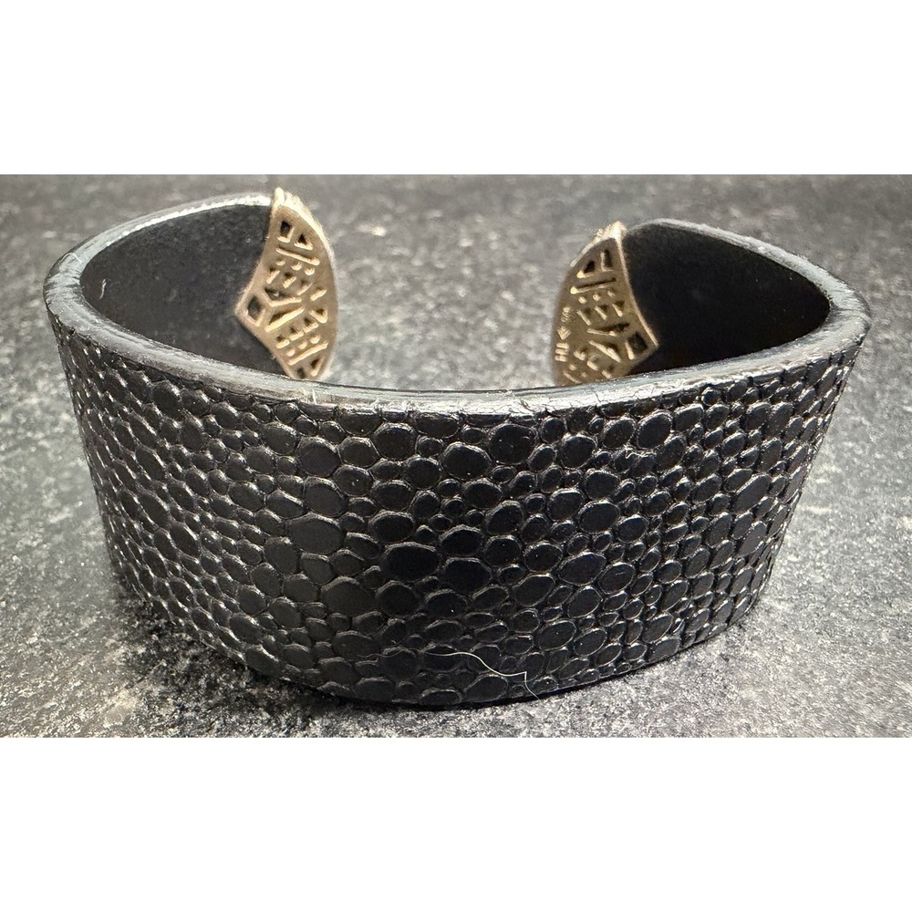 Silpada B3222 "Sting Ray" Adjustable Cuff Bracelet Sterling Silver Black Leather